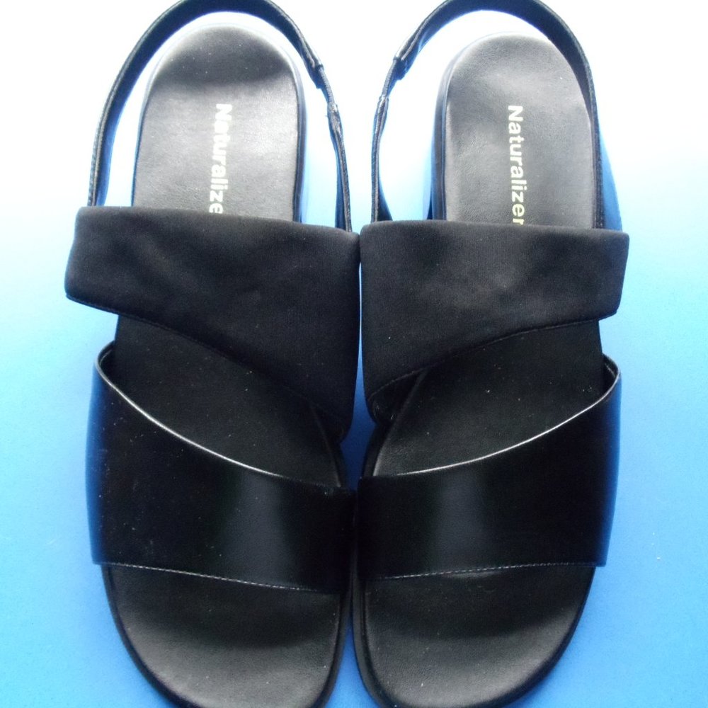 NWT Naturalizer sz 9.5  BIMINI  Sandals Black Leather & Fabric Comfort and Style